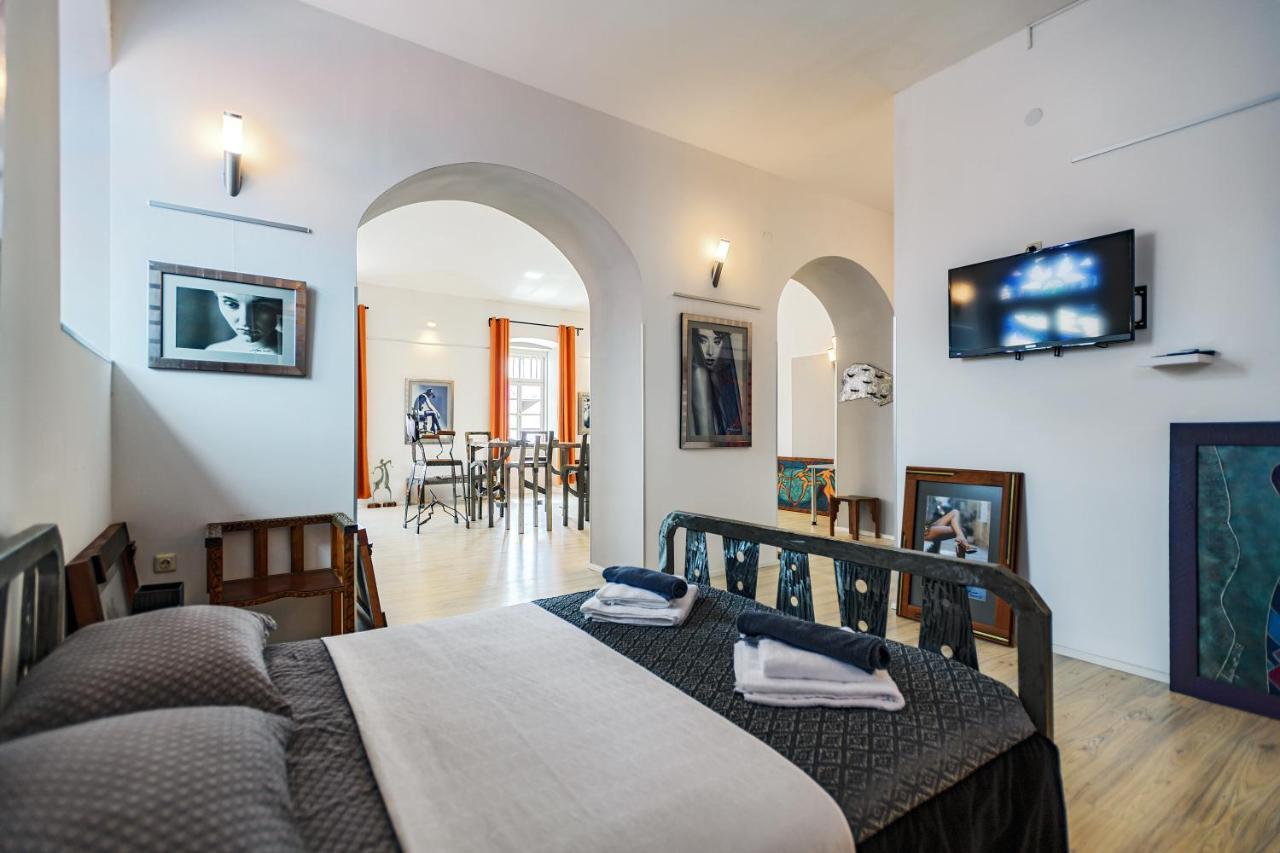 Lupino'S Gallery Apartment - Old Town Zadar Exteriör bild