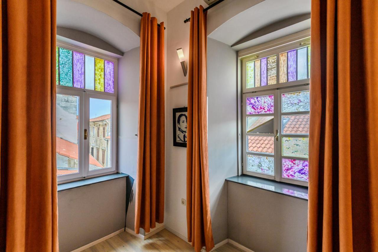 Lupino'S Gallery Apartment - Old Town Zadar Exteriör bild